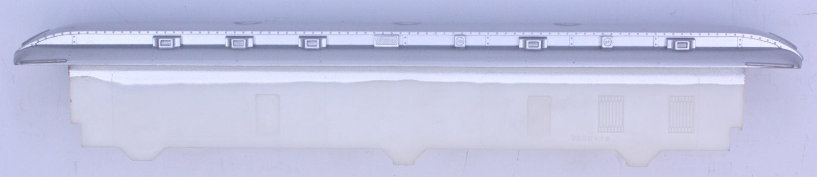 Lionel 9507-17 PRR Passenger Car Roof and Window Shell Insert