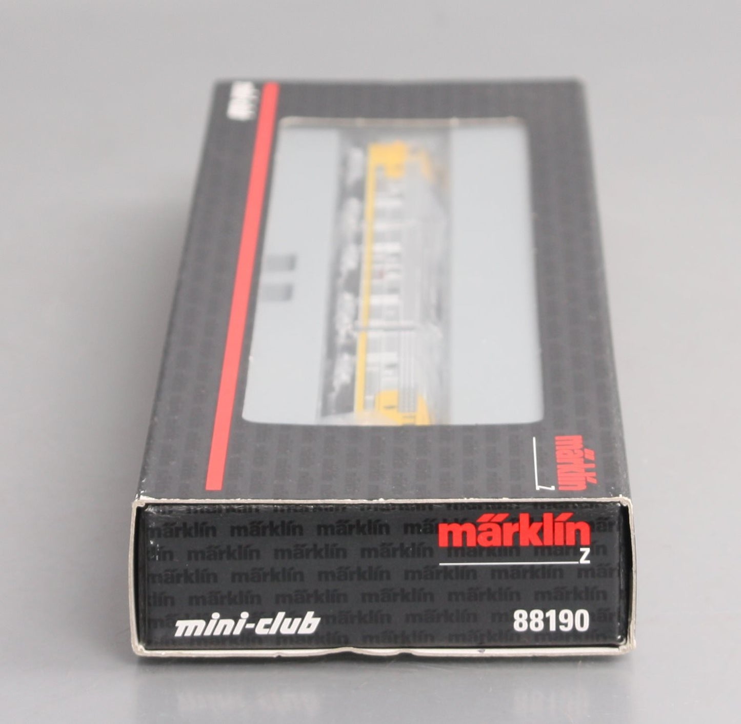 Marklin 88190 Z Santa Fe A-B-A Diesel Locomotive Set