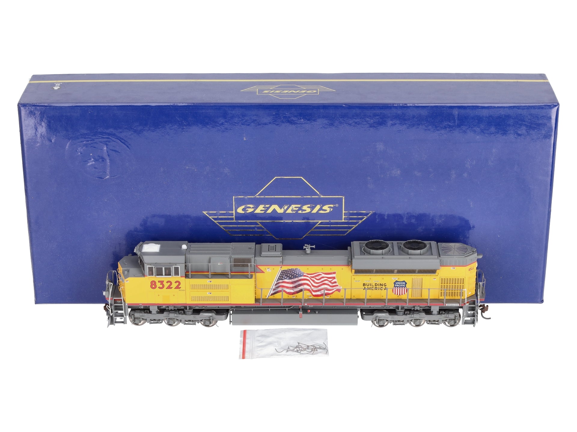 Athearn G68662 HO Scale Union Pacific SD70ACe Diesel Locomotive #8322 with Sound LN/Box