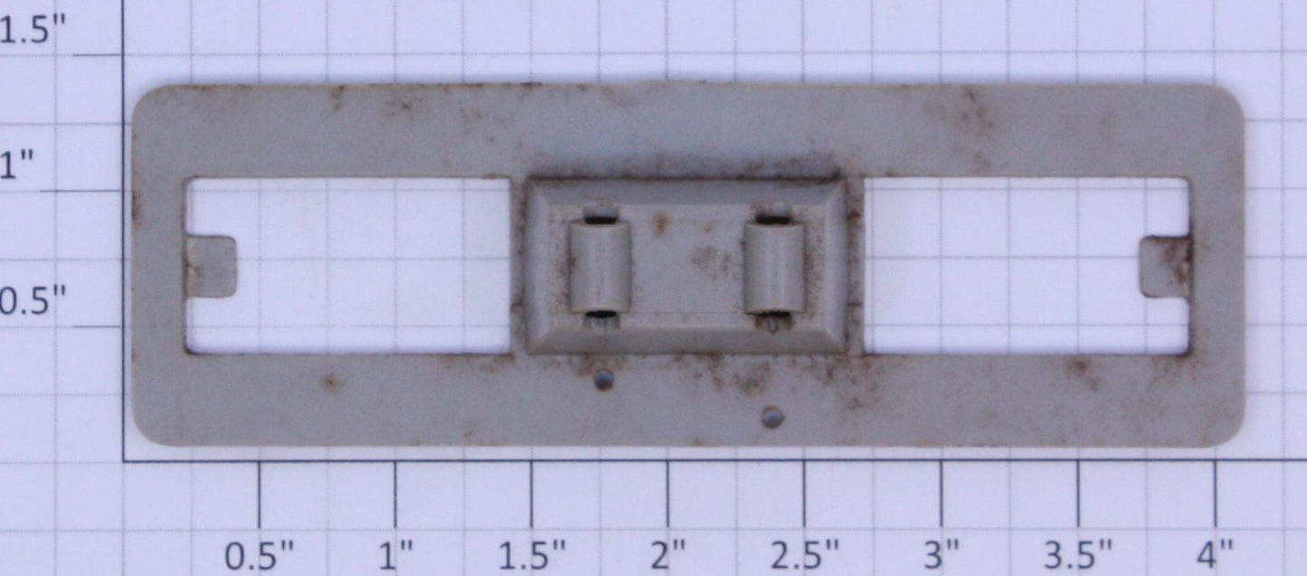 Lionel 2313-4 Gray Plastic Floodlight Bracket Plate