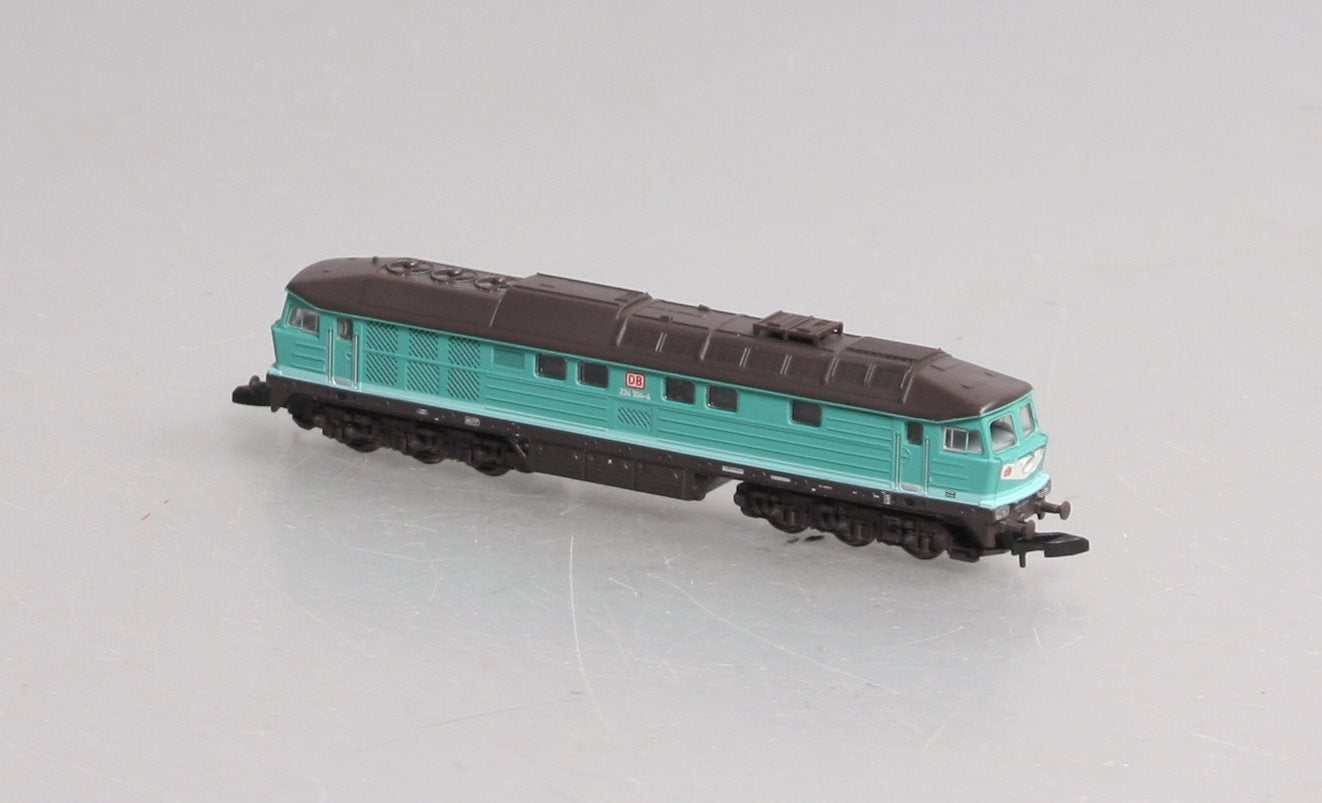 Marklin 88131 Z Scale DB Class 234 Ludmilla Heavy Diesel Locomotive