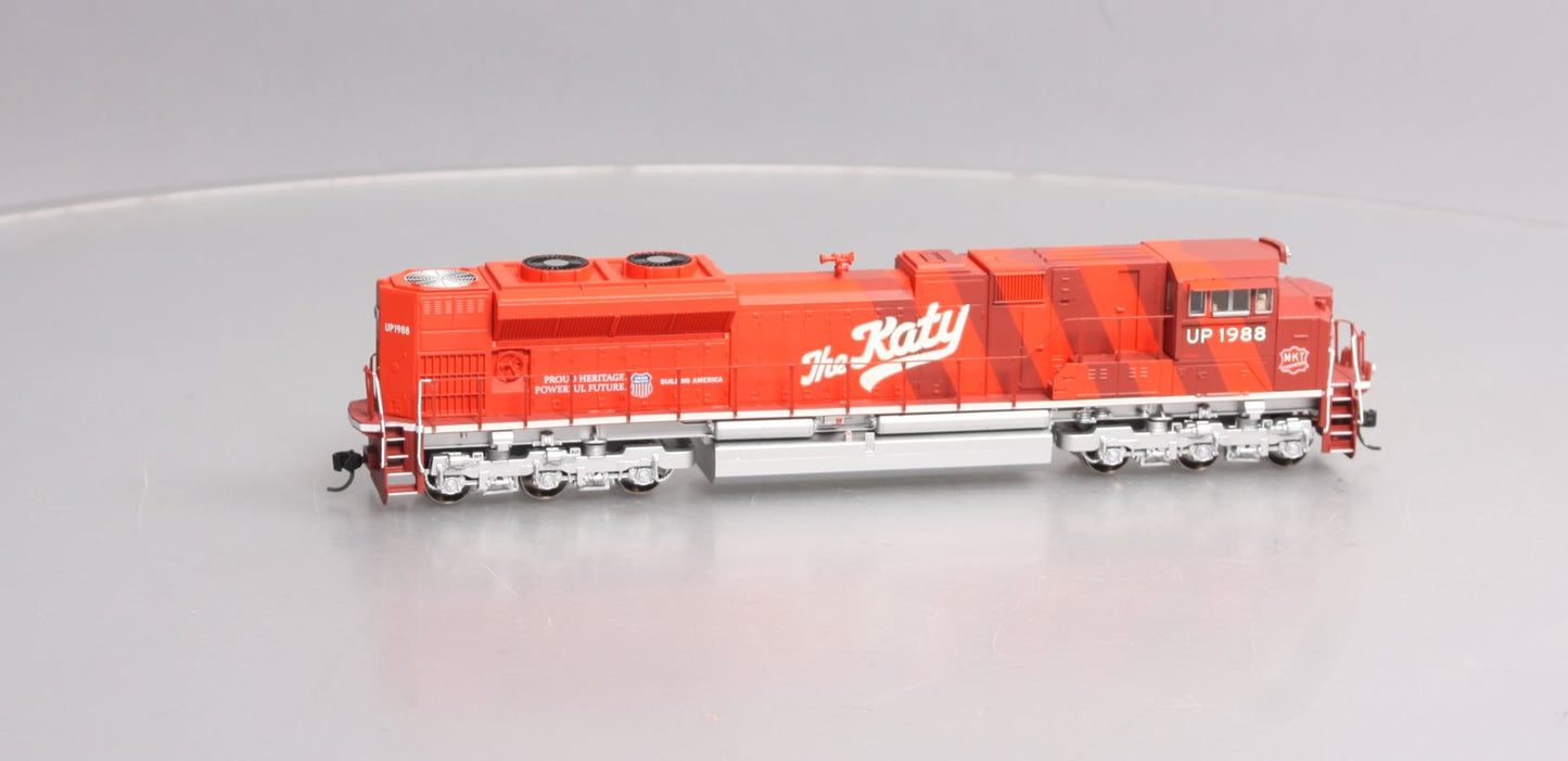 Walthers 910-19824 HO Union Pacific EMD SD70ACe Diesel Loco w/Sound & DCC #1988