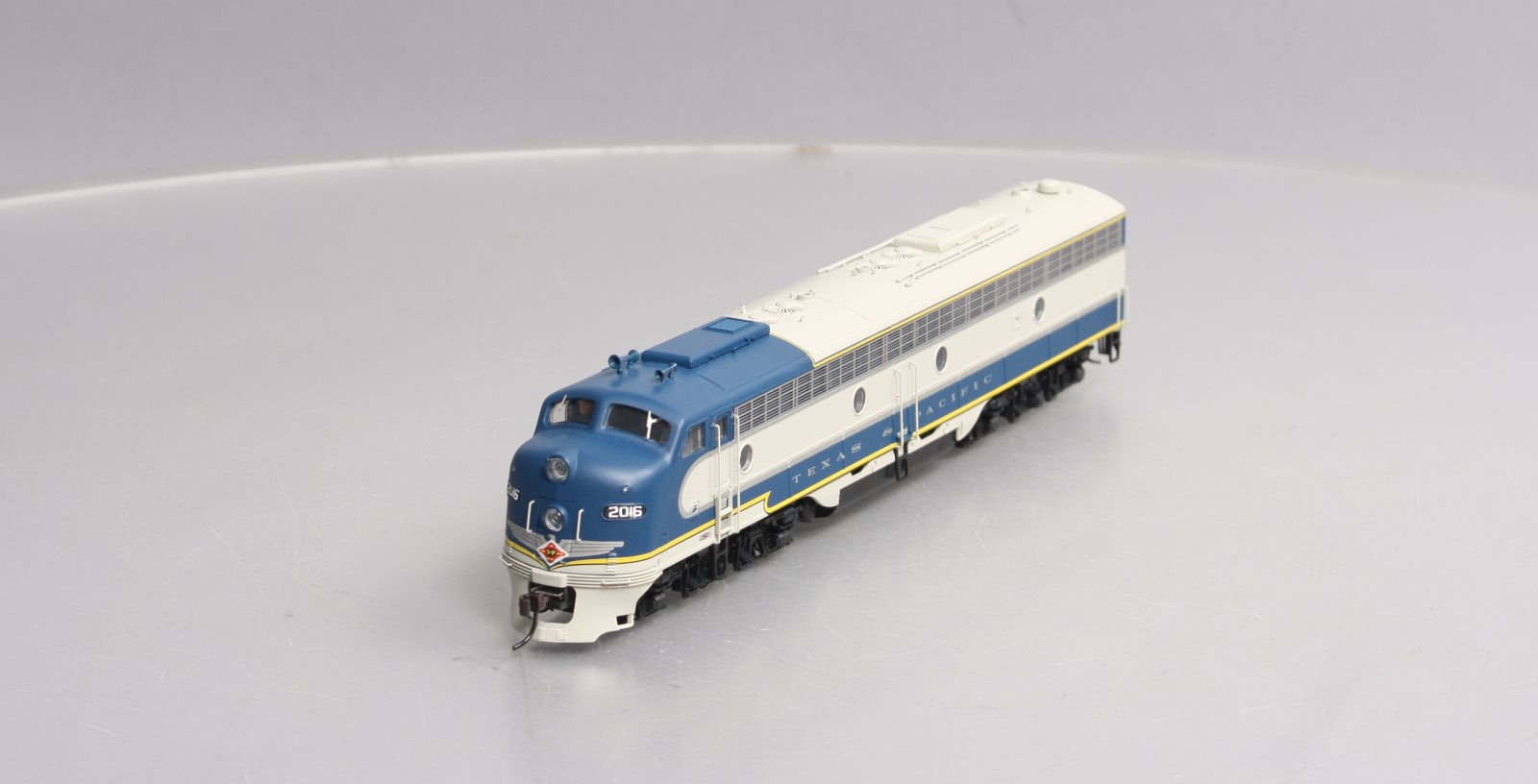 Broadway Limited 2754 HO T&P EMD E8A Diesel Locomotive Paragon2™ Sound/DCC #2016