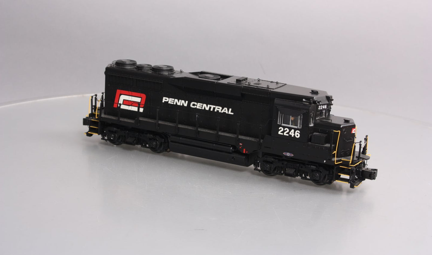 Lionel 6-82133 O Gauge Penn Central LEGACY GP30 Diesel Locomotive #2246