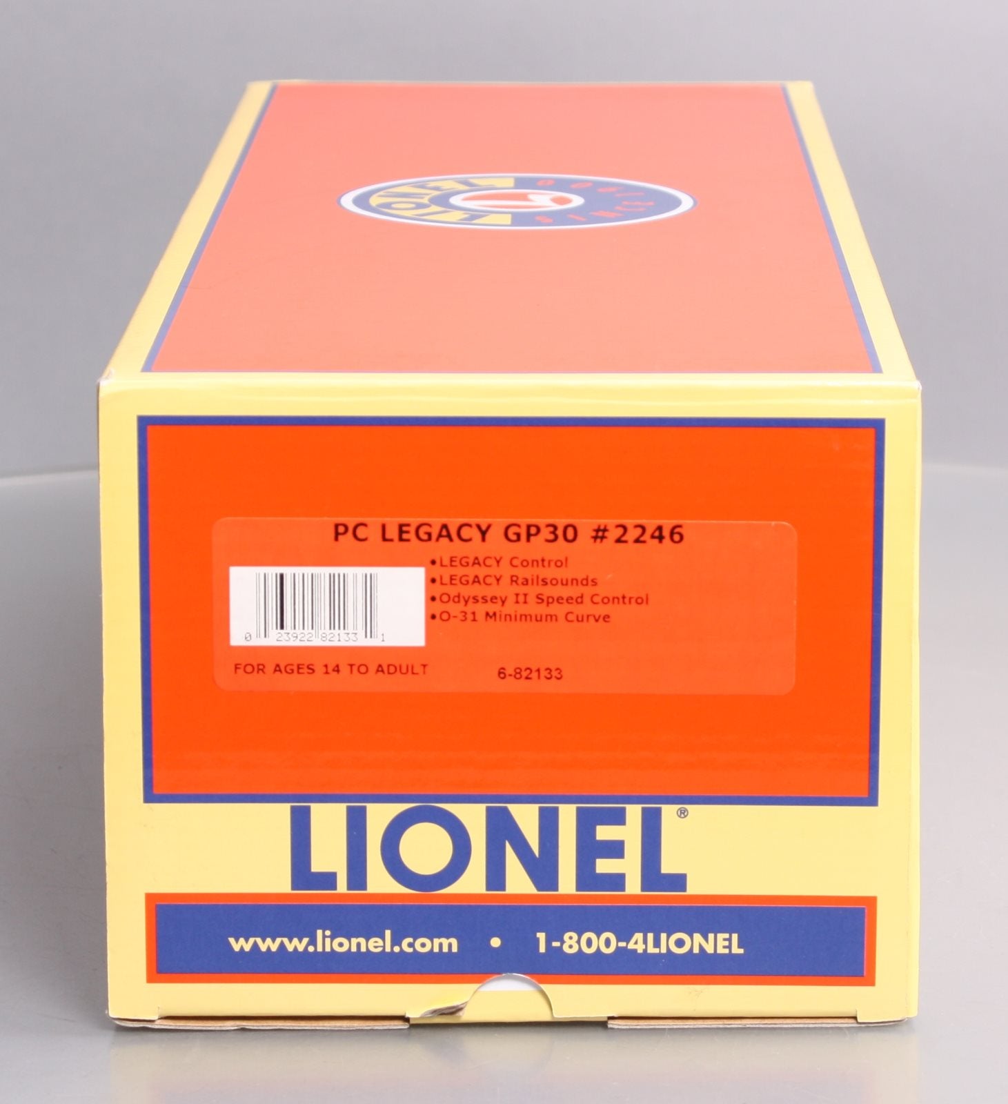 Lionel 6-82133 O Gauge Penn Central LEGACY GP30 Diesel Locomotive #2246