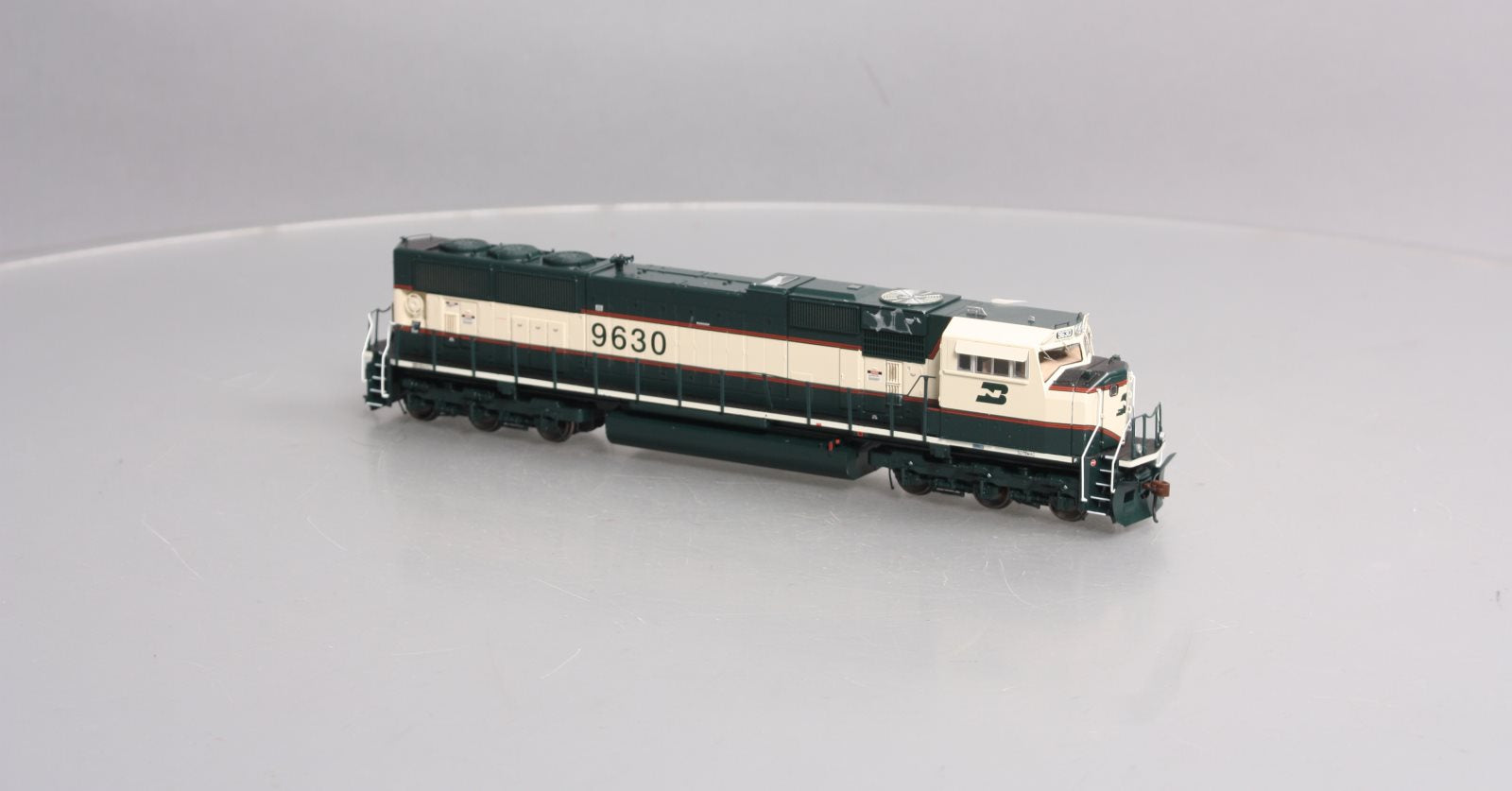 Athearn G64765 HO Burlington Northern/Executive SD70MAC Diesel Locomotive #9630