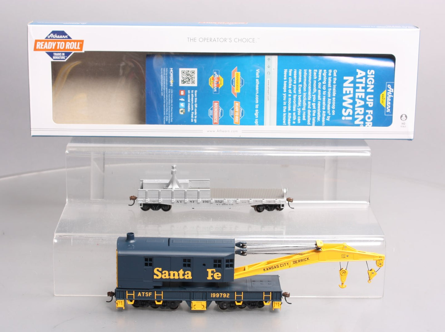 Athearn 7529 HO Santa Fe RTR 200-Ton Crane with Tender
