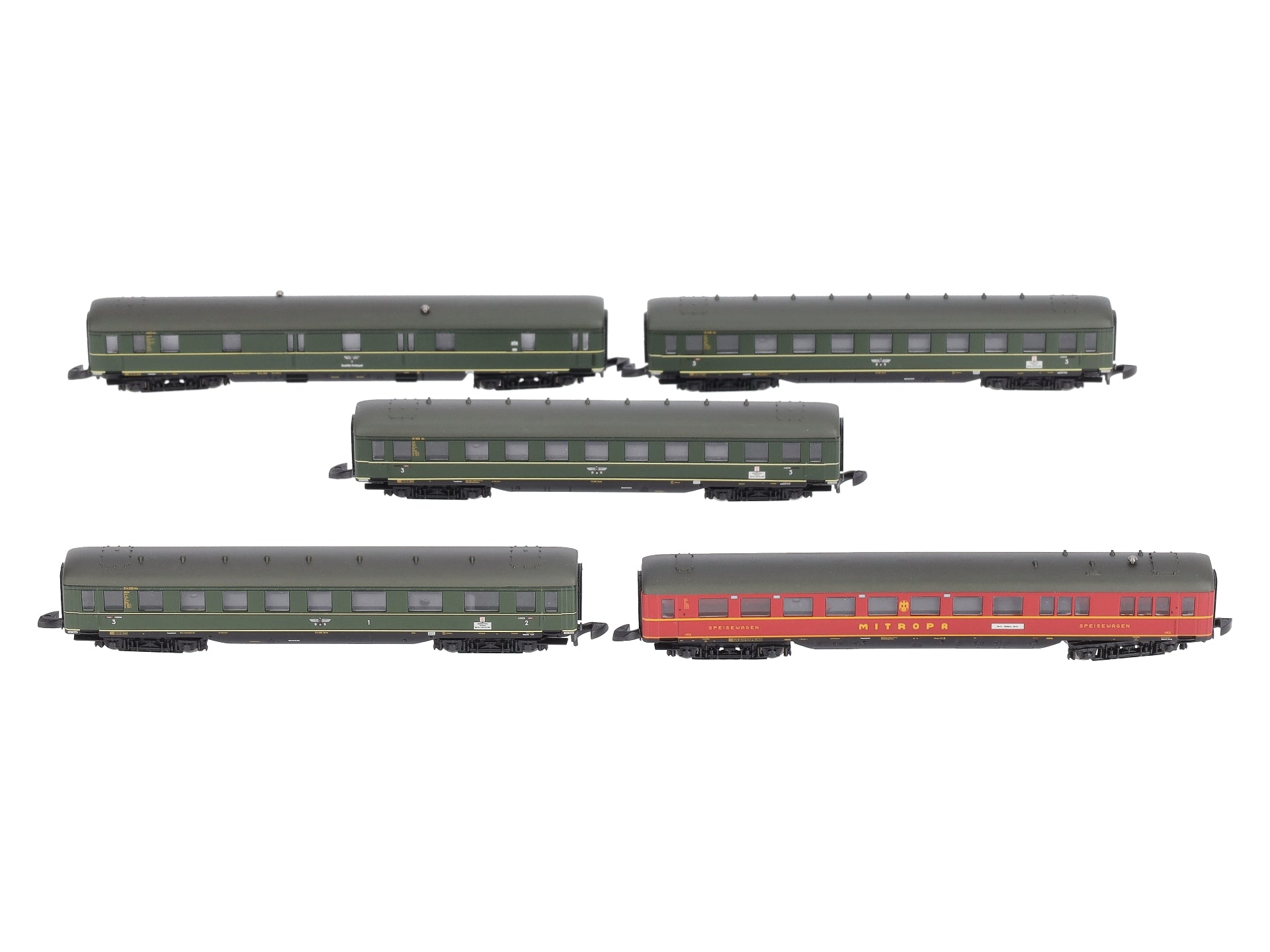 Marklin 87106 Z Scale DR Express Passenger Set (Set of 5)