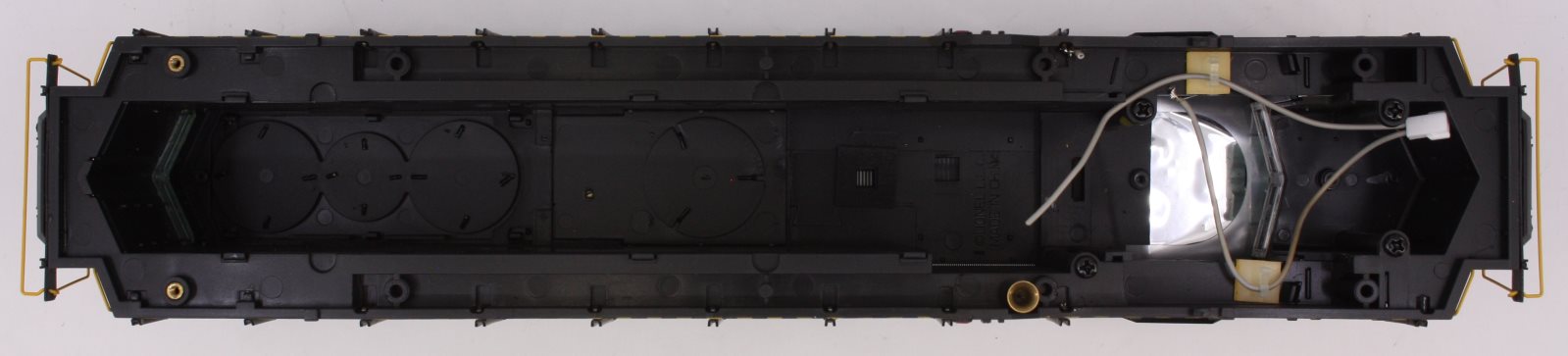 Lionel 28839-2 Alaska GP-30 Diesel Body Shell #2000
