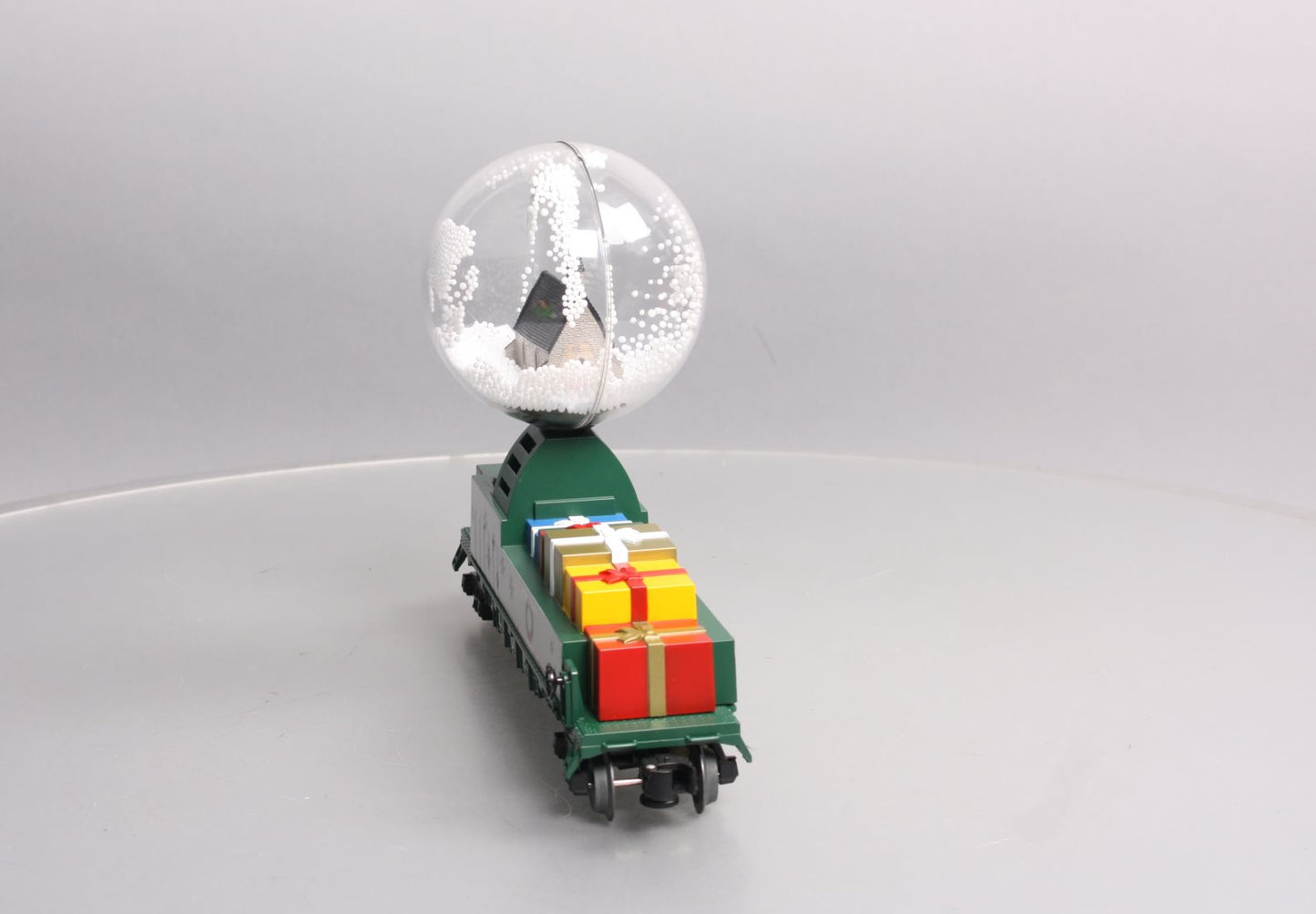 Lionel 6-37059 O Gauge Christmas Snow Globe Car 2012
