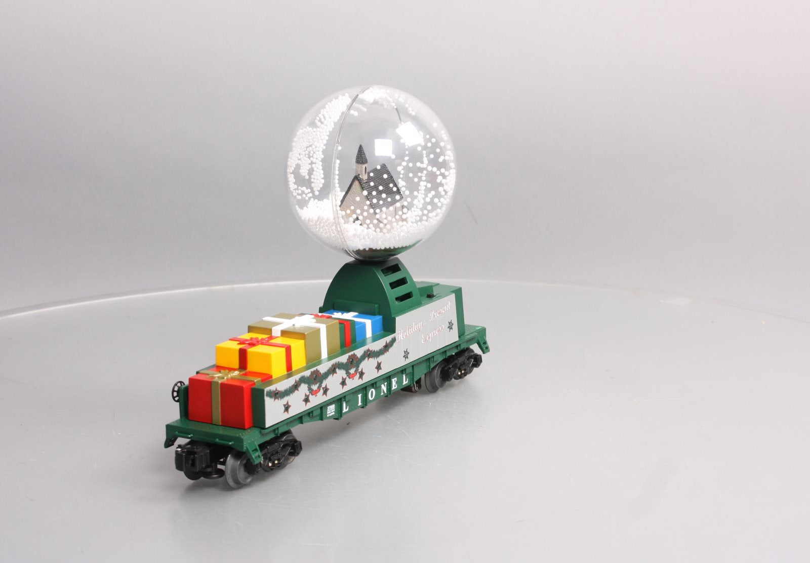 Lionel 6-37059 O Gauge Christmas Snow Globe Car 2012