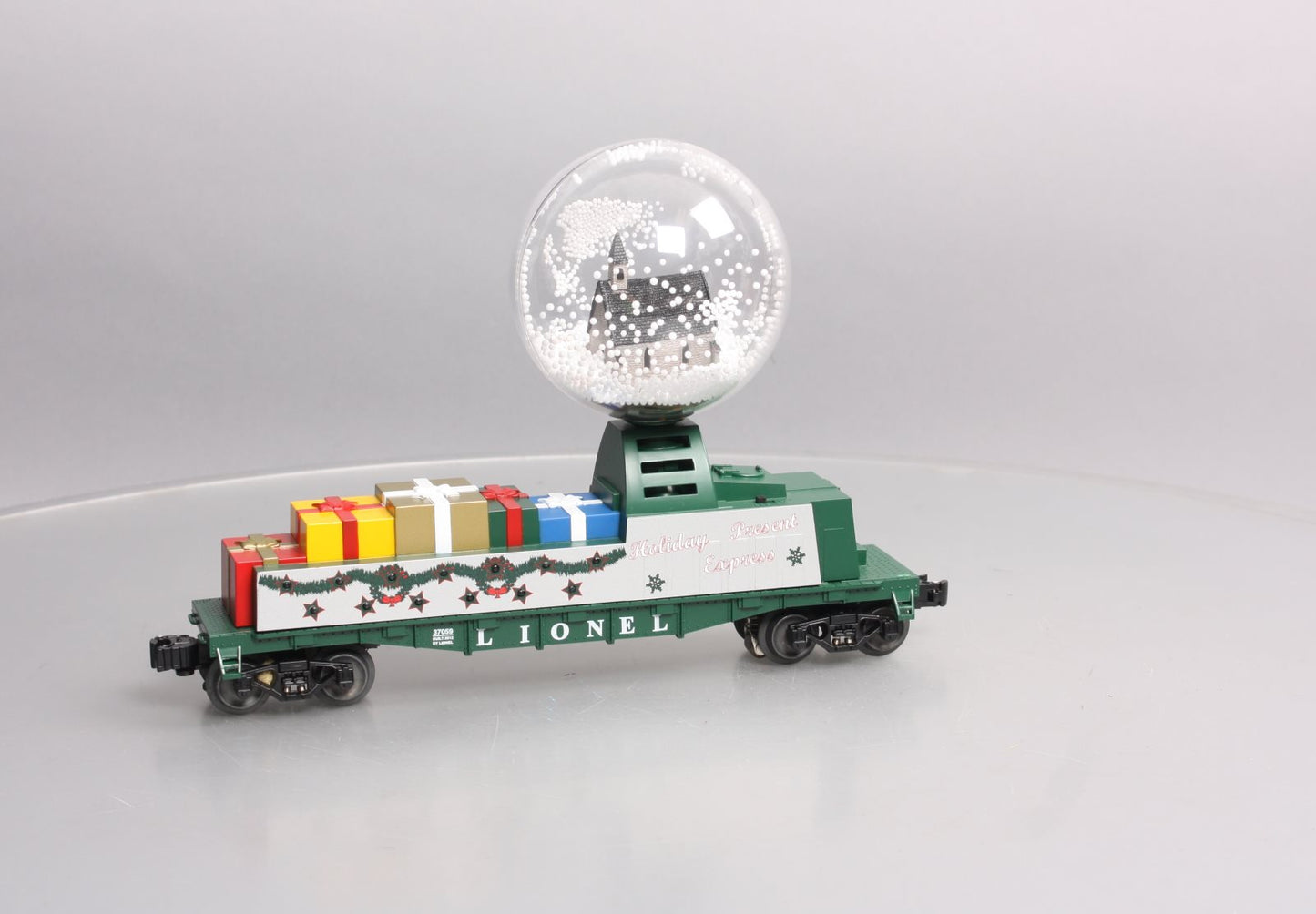 Lionel 6-37059 O Gauge Christmas Snow Globe Car 2012
