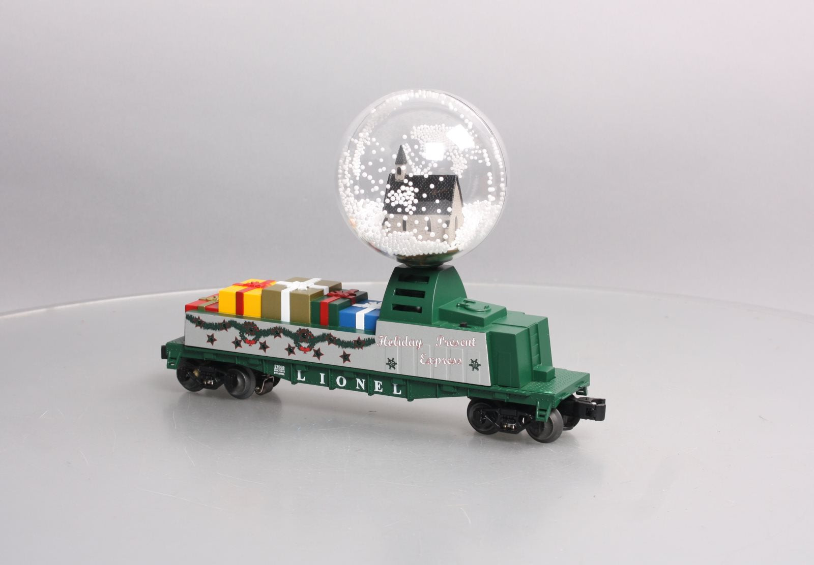 Lionel 6-37059 O Gauge Christmas Snow Globe Car 2012