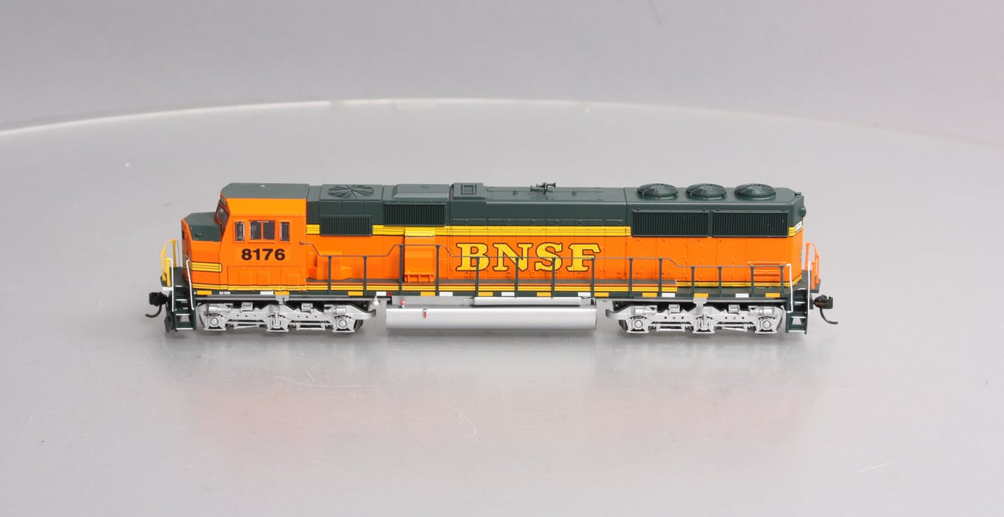 Walthers 910-19702 HO Burlington Northern Santa Fe EMD SD60M #8176 w/DCC/SND