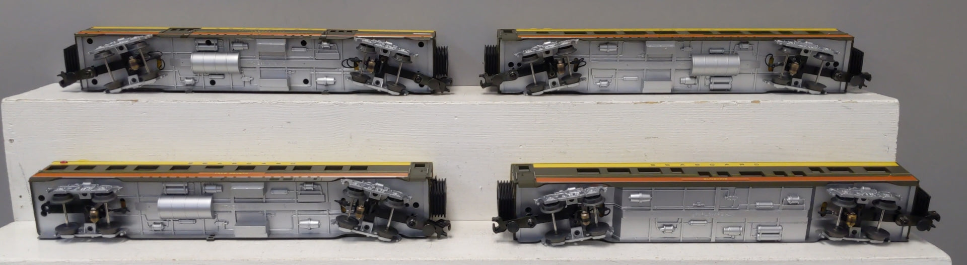 MTH 30-6703 O Seaboard Rail King 60' Streamlined ABS Passenger (Set of 4) NIB