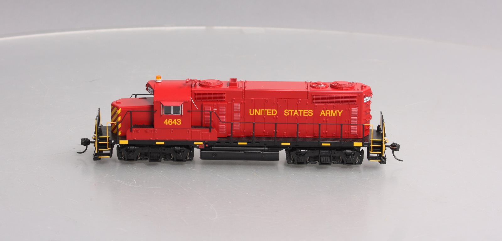 Broadway Limited 7469 HO USAX EMD GP20 Diesel Locomotive with Sound/DC/DCC #4643