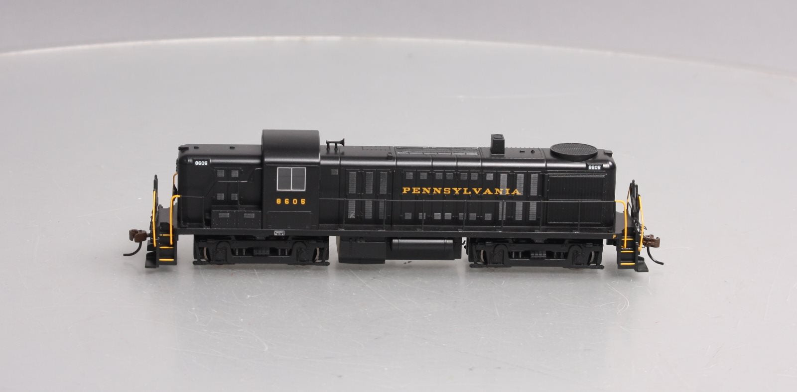 Bachmann 68601 HO Pennsylvania ALCO RS-3 E-Z App Wireless Diesel Loco #8605