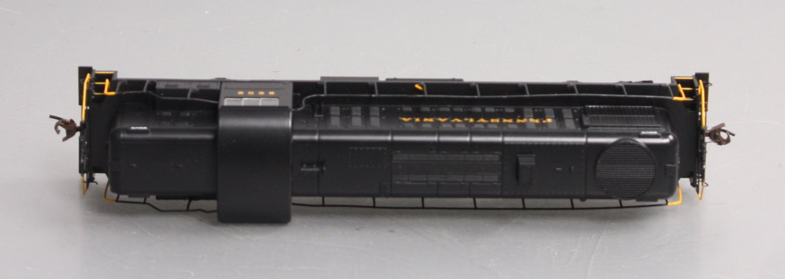 Bachmann 68601 HO Pennsylvania ALCO RS-3 E-Z App Wireless Diesel Loco #8605