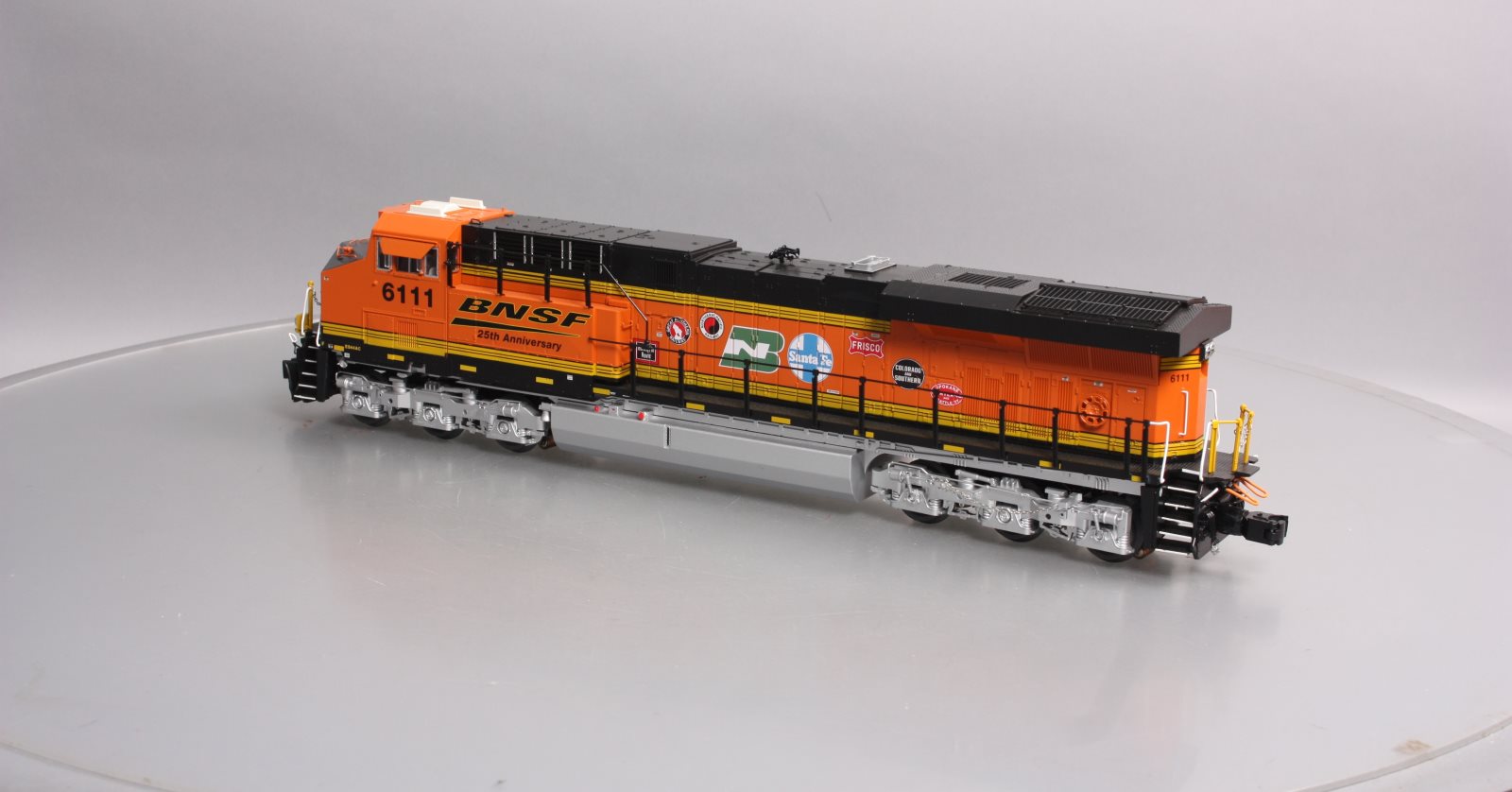 Lionel 2233442 O BNSF Heritage Legacy ES44AC Diesel Locomotive #6111
