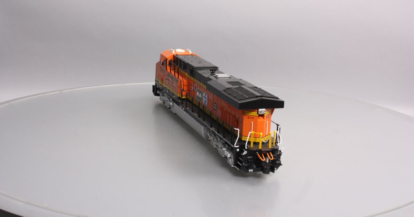 Lionel 2233442 O BNSF Heritage Legacy ES44AC Diesel Locomotive #6111
