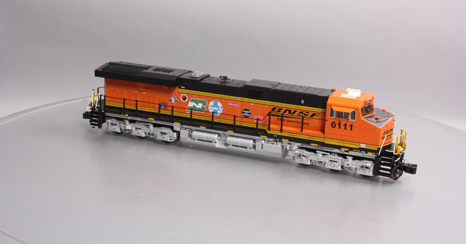 Lionel 2233442 O BNSF Heritage Legacy ES44AC Diesel Locomotive #6111