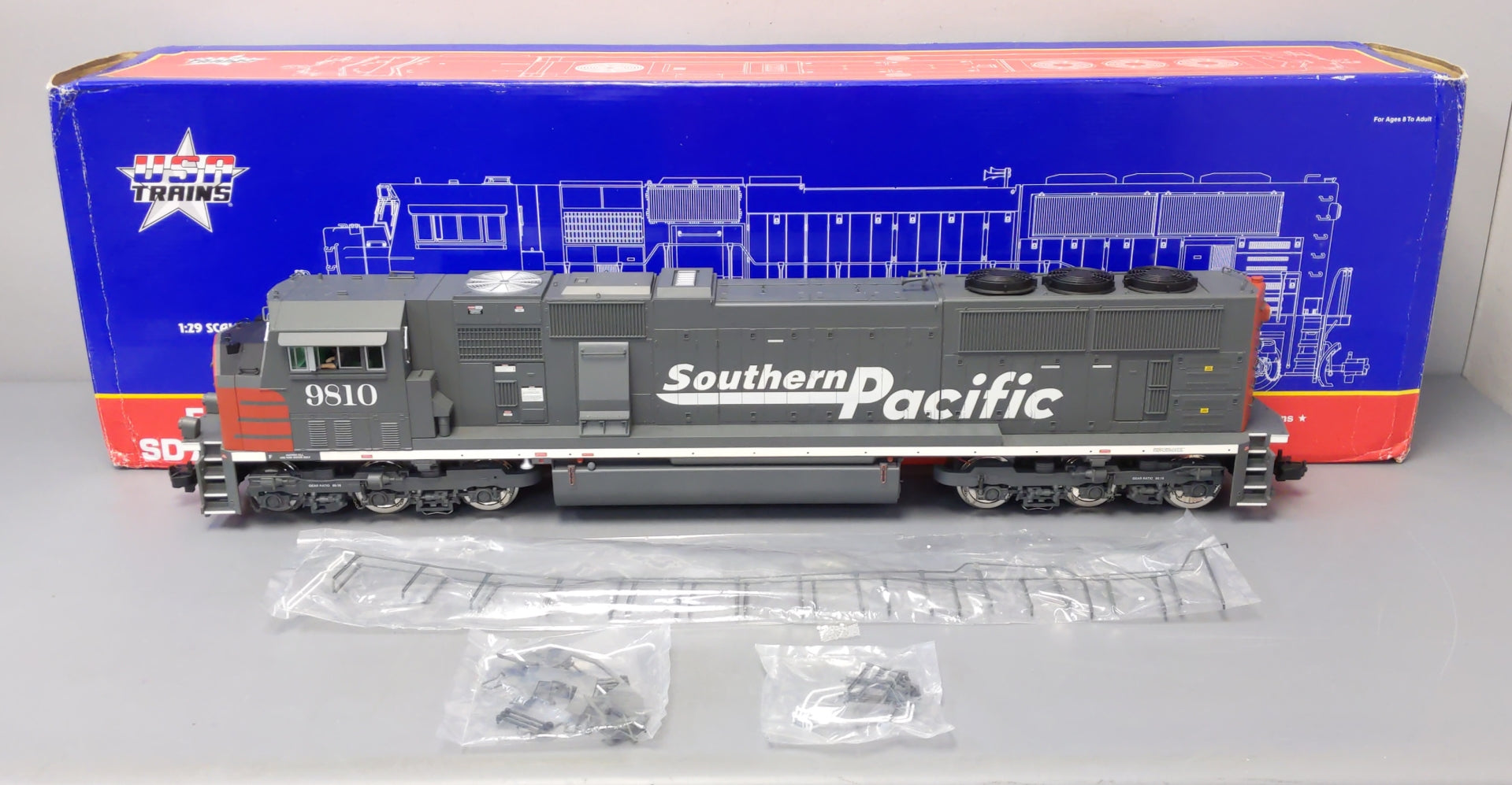 USA Trains R22603 G Southern Pacific EMD SD70 MAC Powered Diesel Loco #9810