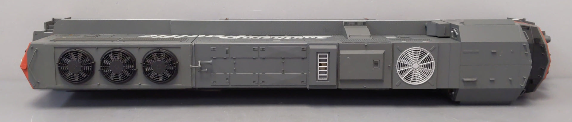 USA Trains R22603 G Southern Pacific EMD SD70 MAC Powered Diesel Loco #9810
