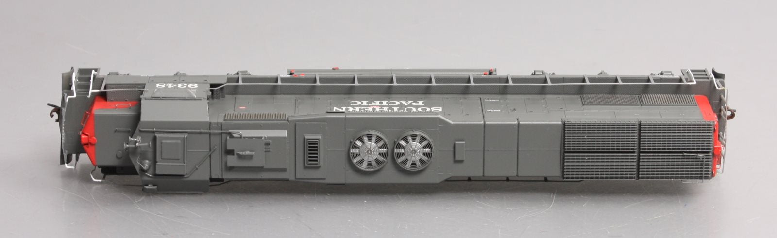 Athearn 88763 HO Southern Pacific RTR SD45T-2 Late Diesel Locomotive #9348