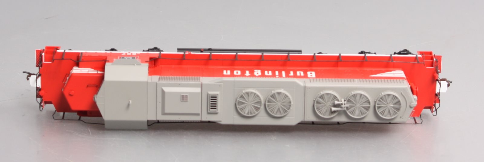 Athearn 98807 HO Chicago Burlington & Quincy/Colorado & Southern SD40 #887 w/DCC