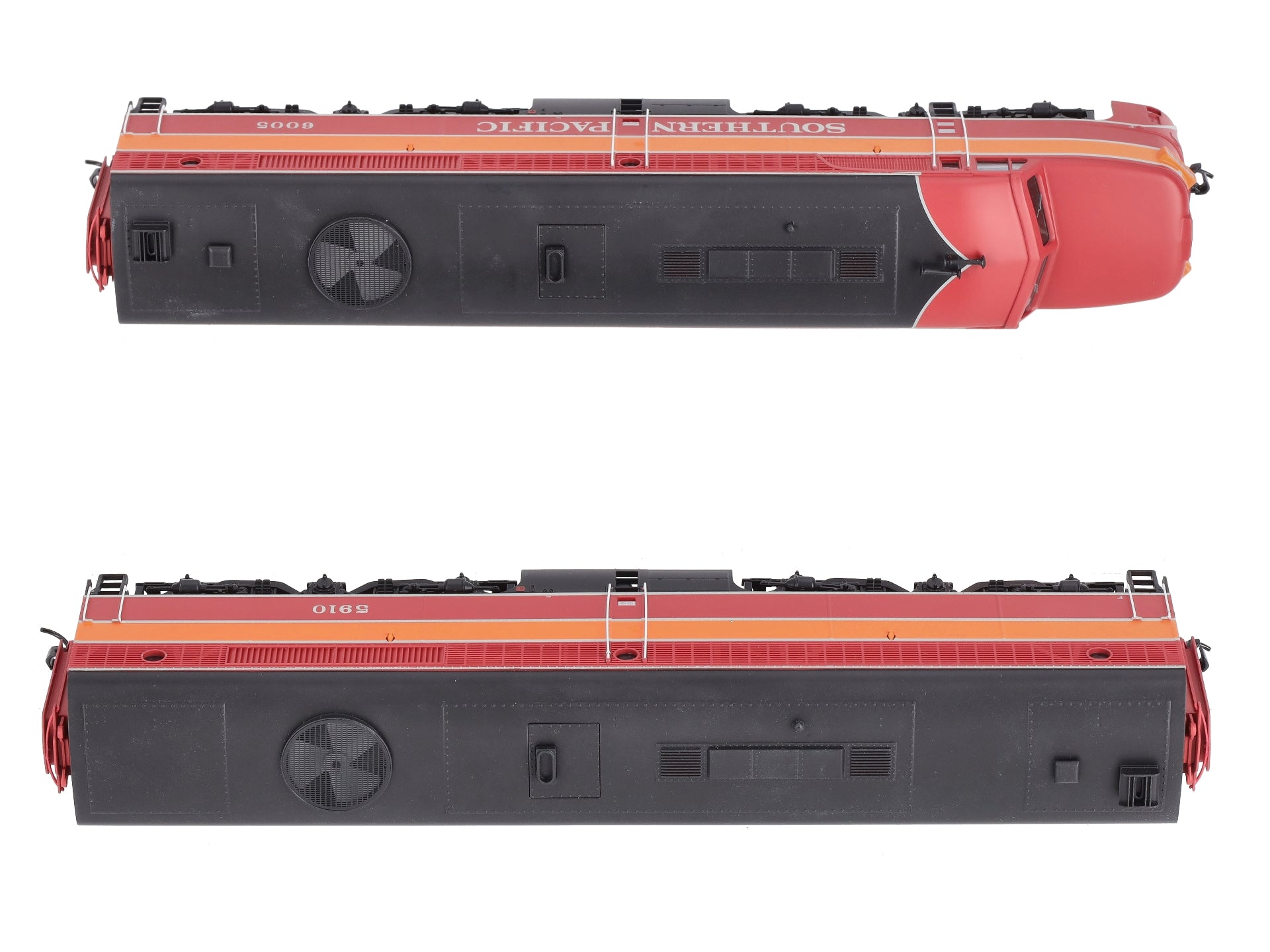 Walthers 910-10097 HO Southern Pacfic PA-B Standard DC #6005/5910 (Set of 2)