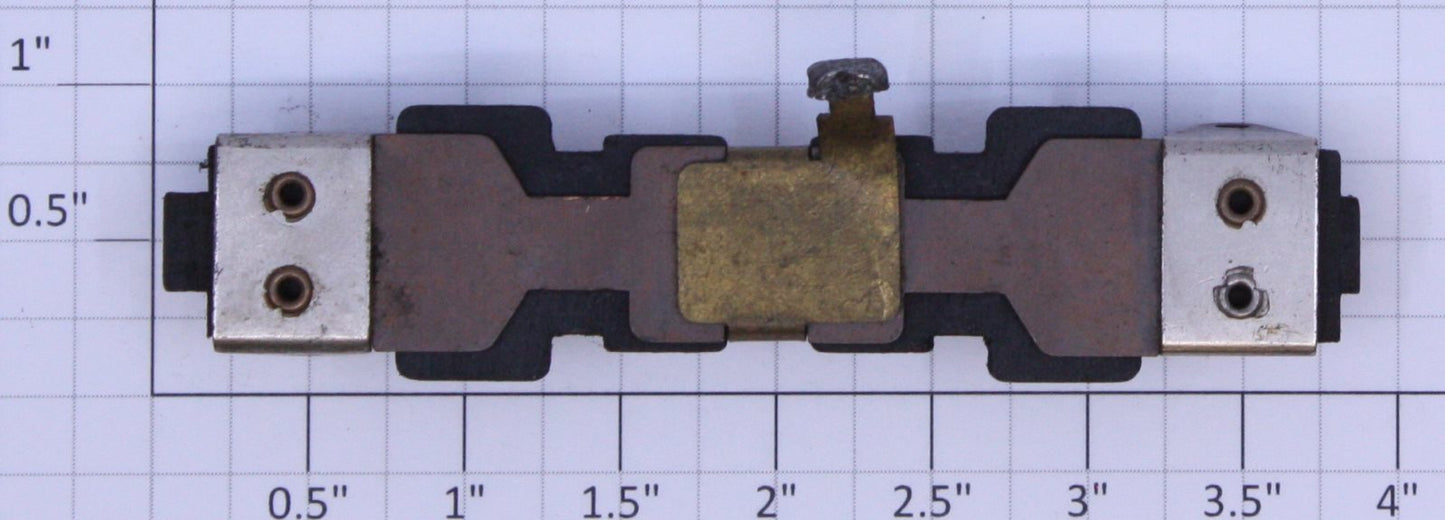Lionel 390-39 Black Fiber and Collector Assembly