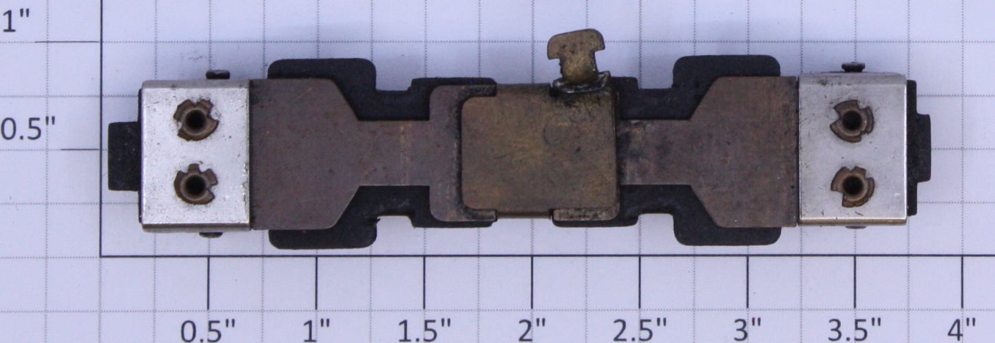 Lionel 390-39 Black Fiber and Collector Assembly - Fits 390-41