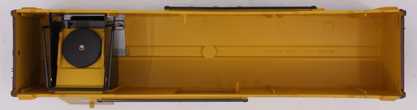 Lionel 36770-2 ART Refrigerator Car Shell with Ice Hatch #23700