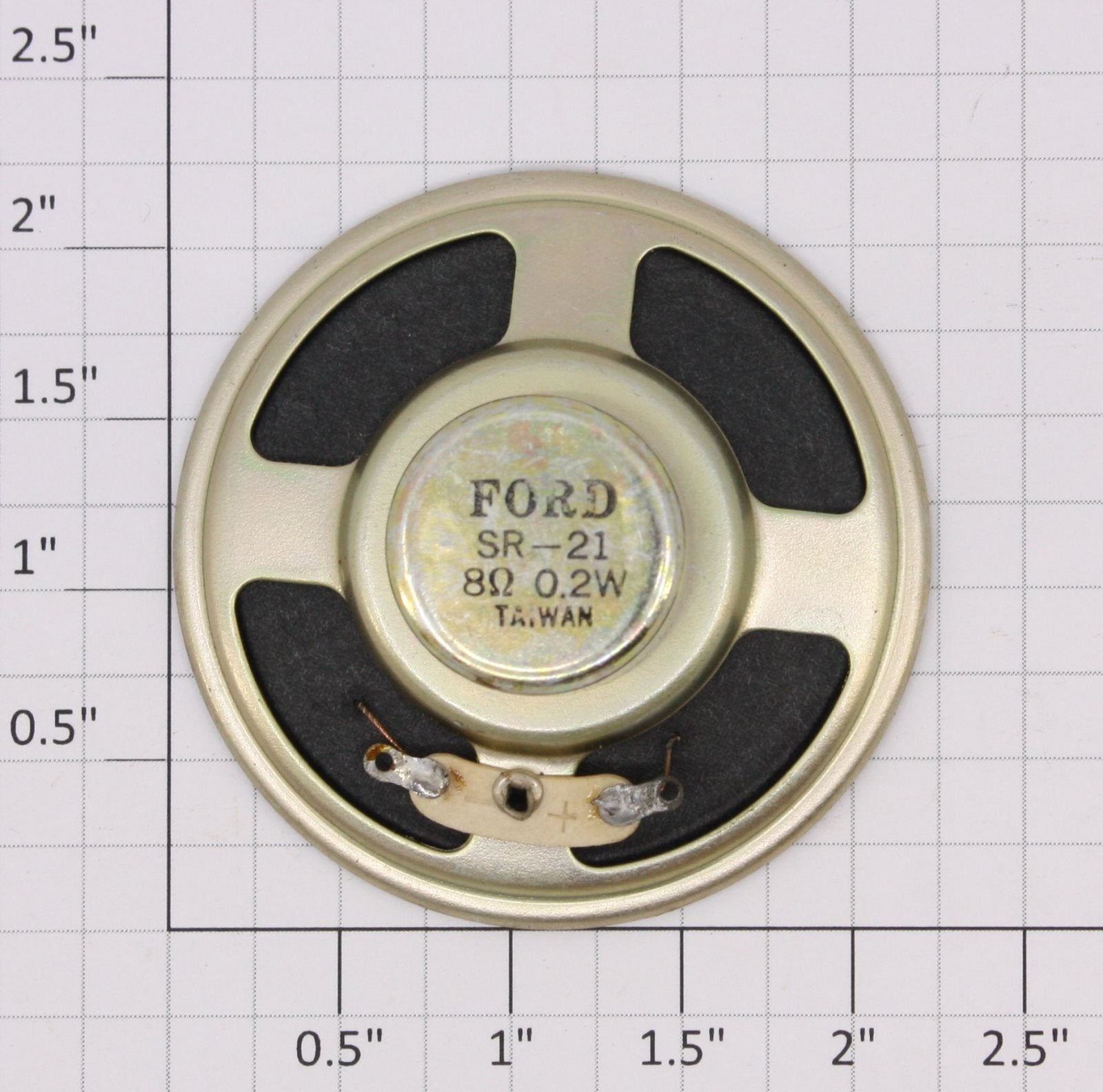 Lionel 6908142T36 8 Ohm 0.2 Watt Round Speaker with Small Magnet - 2-1/4