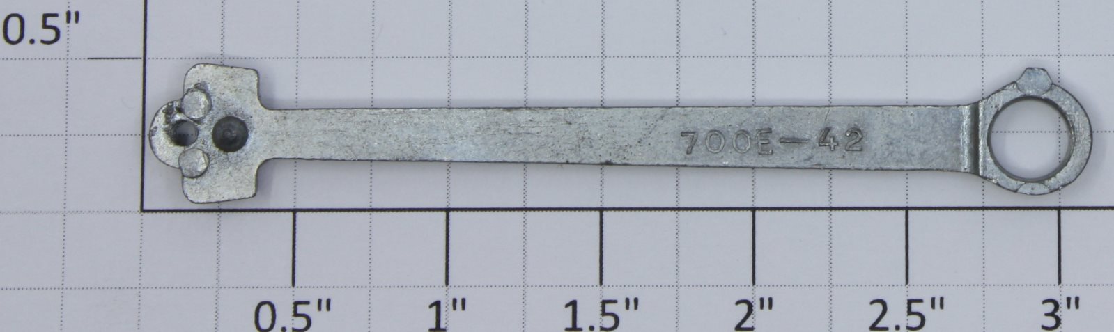 Lionel 700E-42 Unfinished Nickel Right Hand Drive Rod