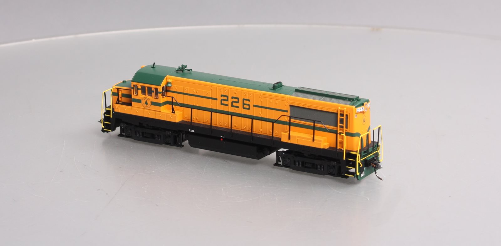 Bowser 23821 HO Maine Central GE U25B Diesel Loco with LokSound & DCC #226