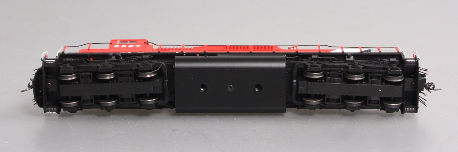 Bowser 24140 HO Canadian Pacific SD40-2 Diesel Locomotive #5594 w/DCC & Sound