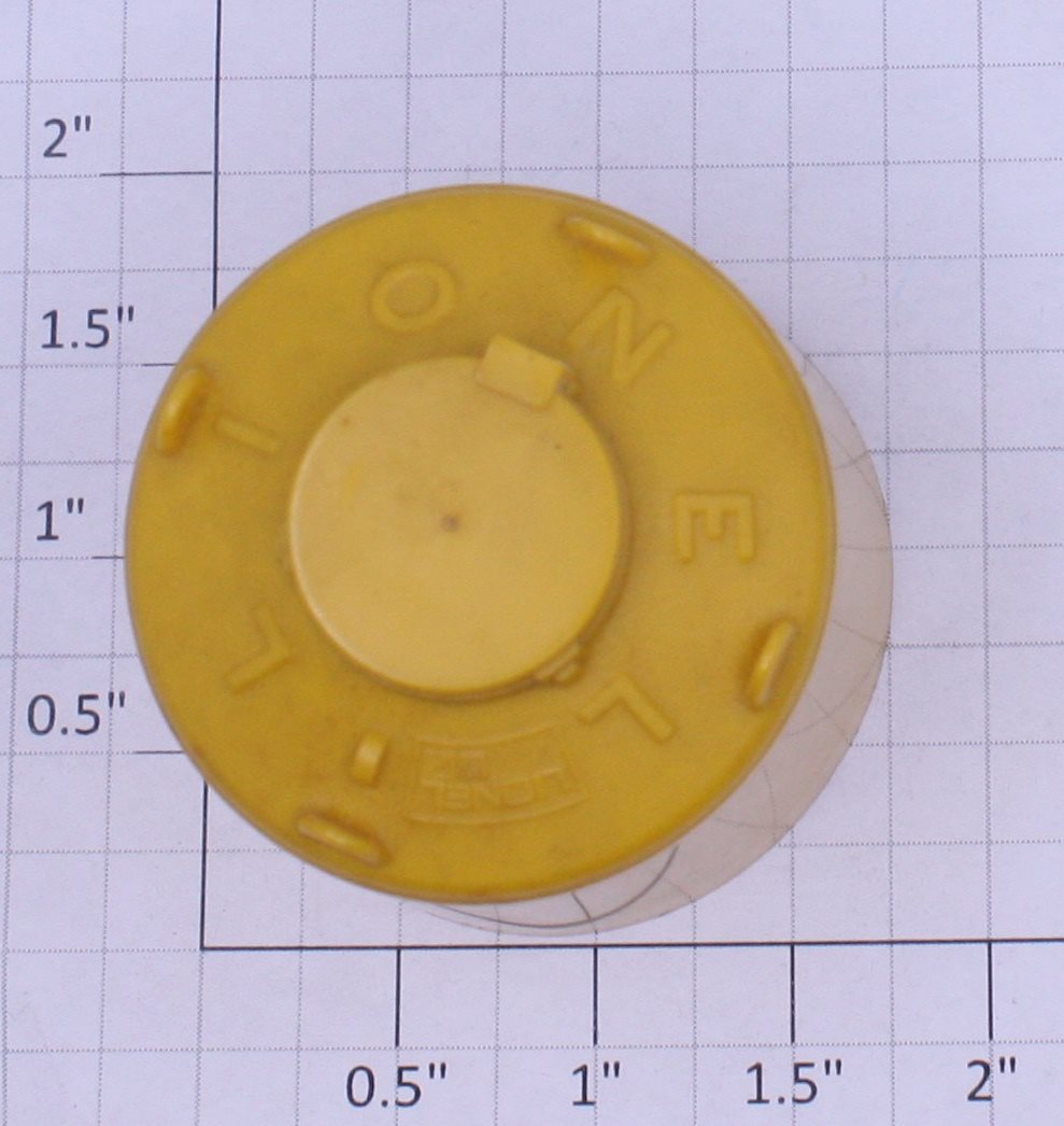 Lionel 6112-13  O Gauge Mustard Yellow Canister