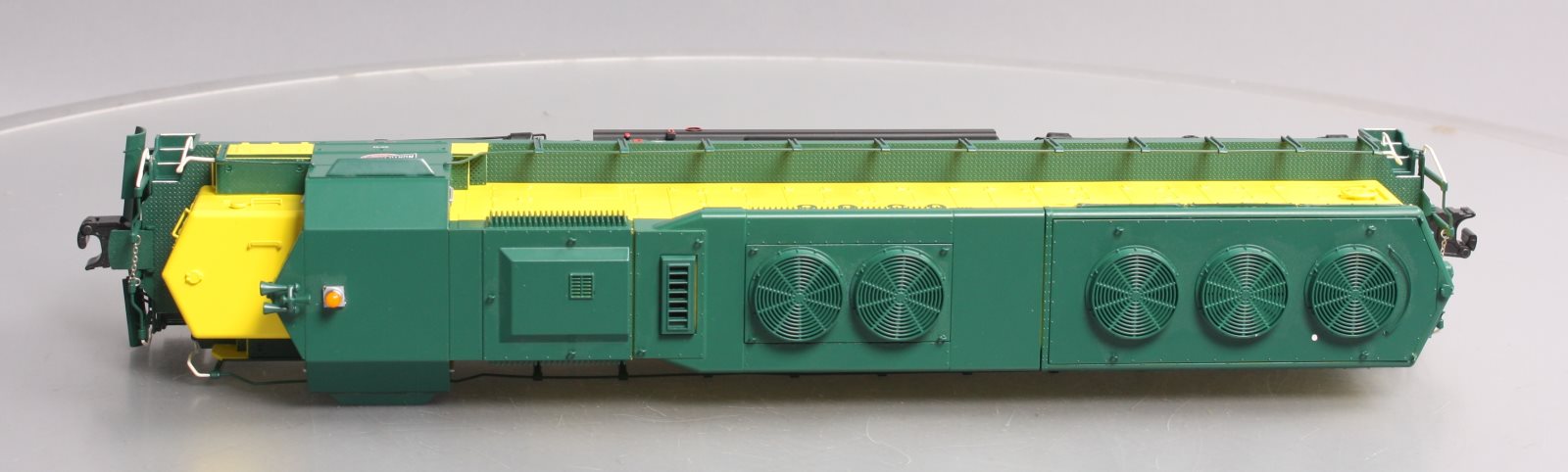 Lionel 6-85033 Chicago North Western Legacy SD45 Diesel Loco w/Bluetooth #6568