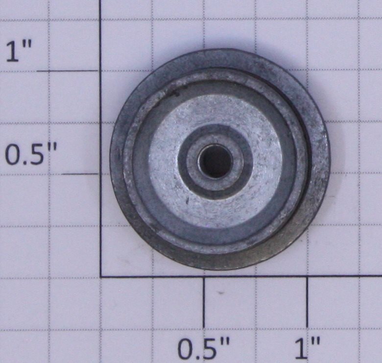 Lionel 8010-123 Grooved Drive Gear Wheel with Traction Tire