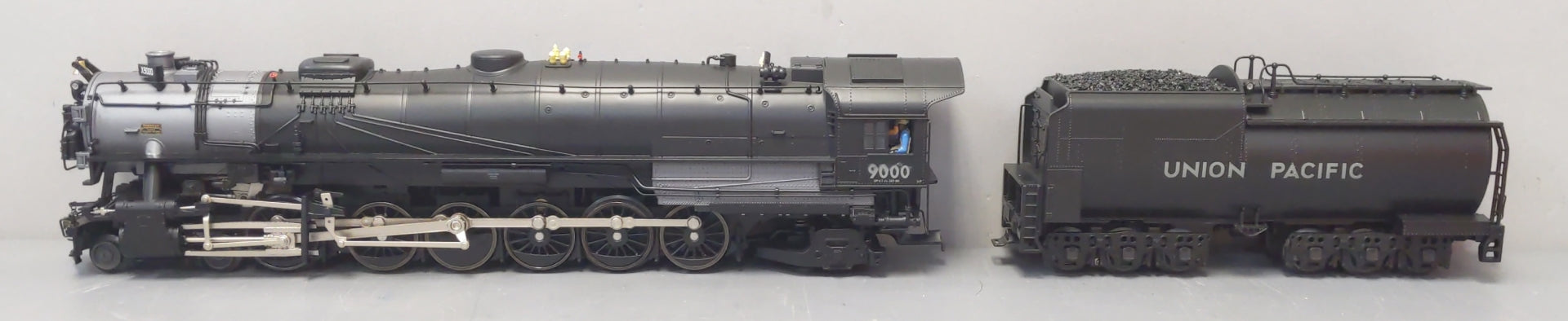 Lionel 2231241 O BTO Union Pacific Legacy 4-12-2 Steam Locomotive #9000