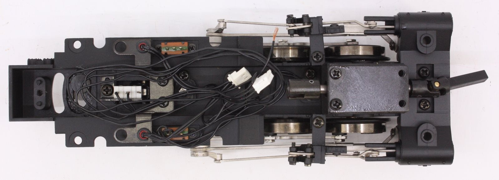 Lionel 38030-30 ATSF 2-8-8-2 Complete Rear Frame & Wheel Assembly