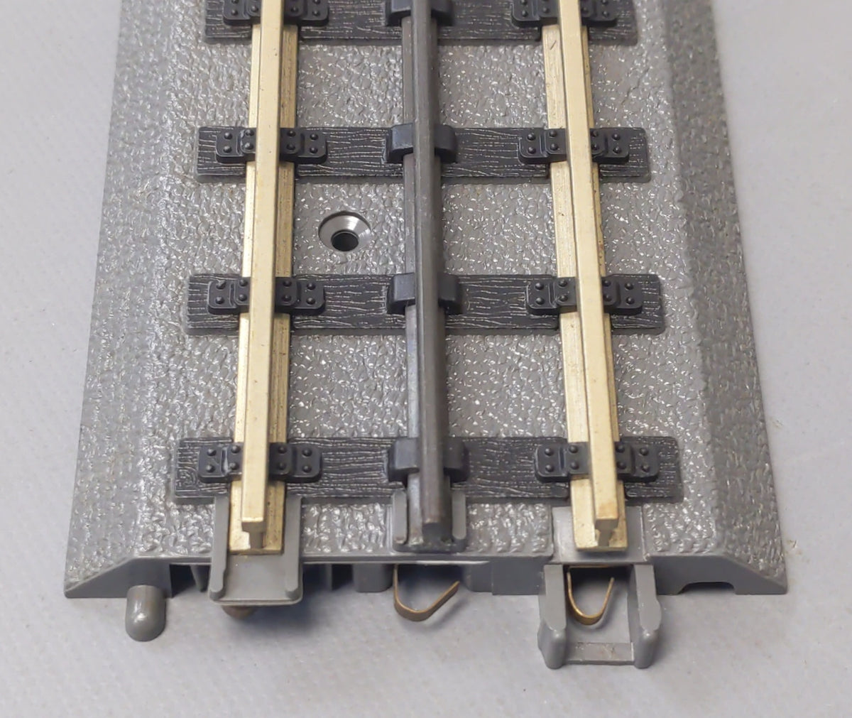 MTH 40-1019 O RealTrax - 30" Straight Section (5) LN