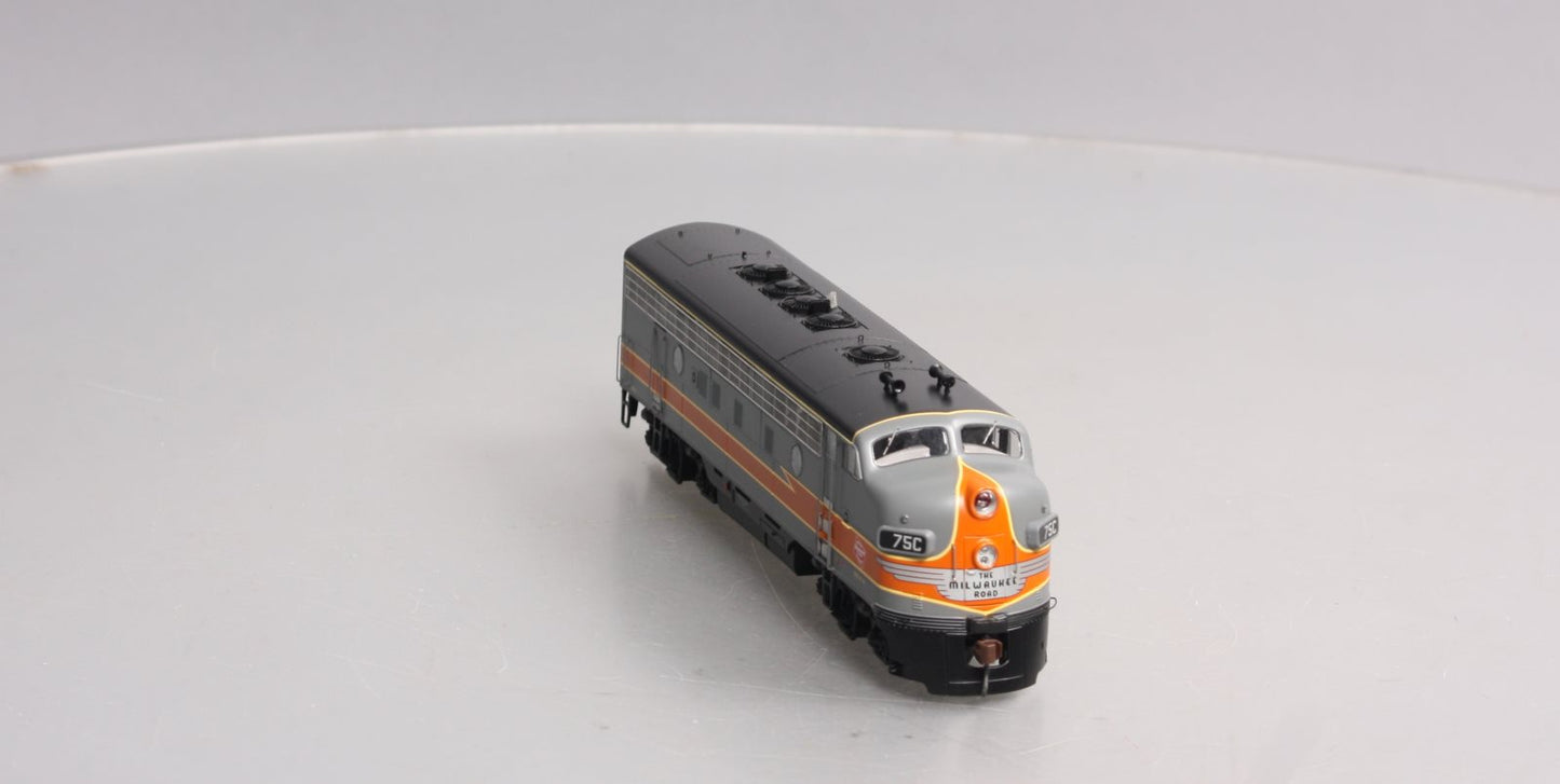 Athearn G22009 HO Scale Milwaukee Road F-7 Ph 1 Freight Diesel Locomotive #75C NIB