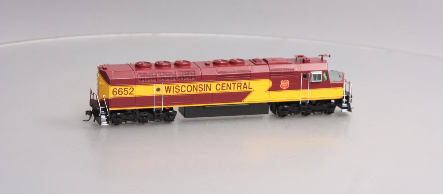 Athearn G67543 HO Scale Wisconsin Central FP45 Diesel Locomotive #6652 w