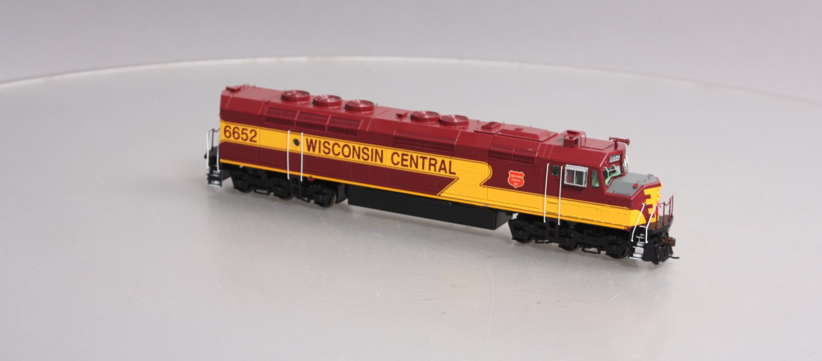 Athearn G67543 HO Scale Wisconsin Central FP45 Diesel Locomotive #6652 w