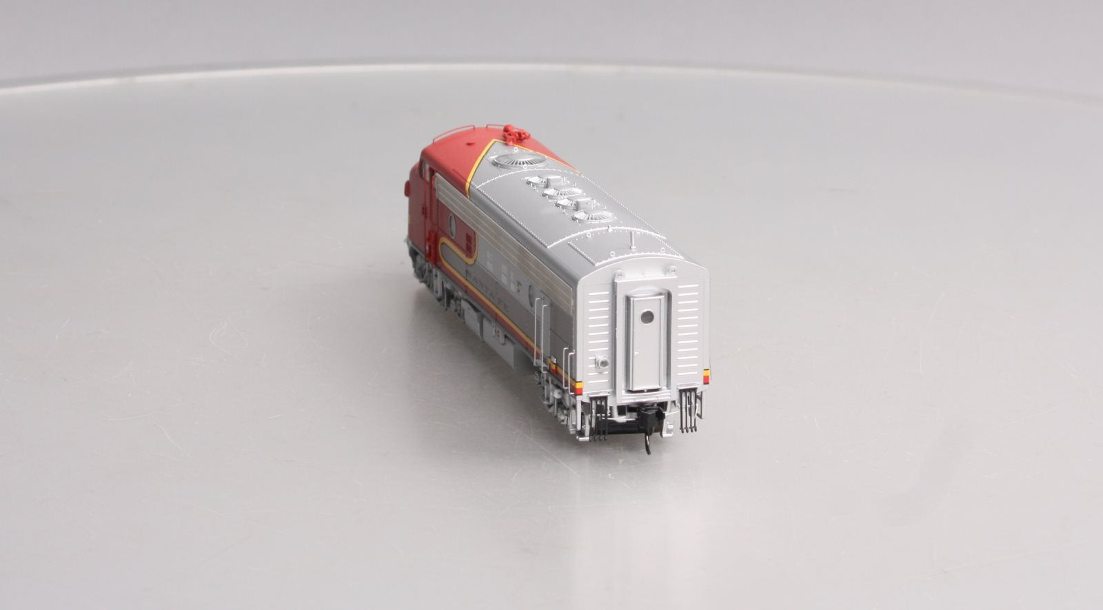 Walthers 920-40922 HO ATSF F7 A Diesel Locomotive with DCC/Sound #308L
