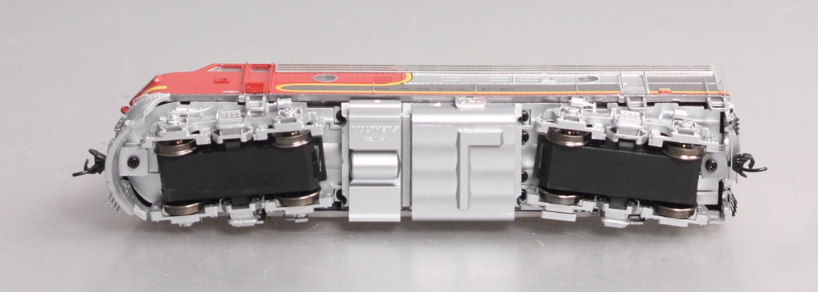 Walthers 920-40922 HO ATSF F7 A Diesel Locomotive with DCC/Sound #308L