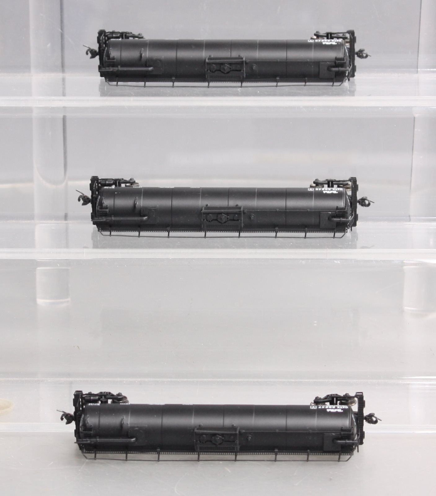Athearn 14998 N GATX/Late Tank Train Intermediate (Set of 3)