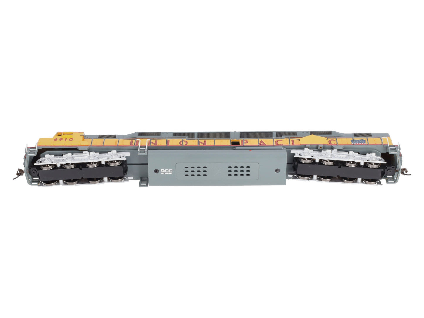 Bachmann 62106 HO Union Pacific EMD DD40AX Diesel Locomotive w/DCC #6910